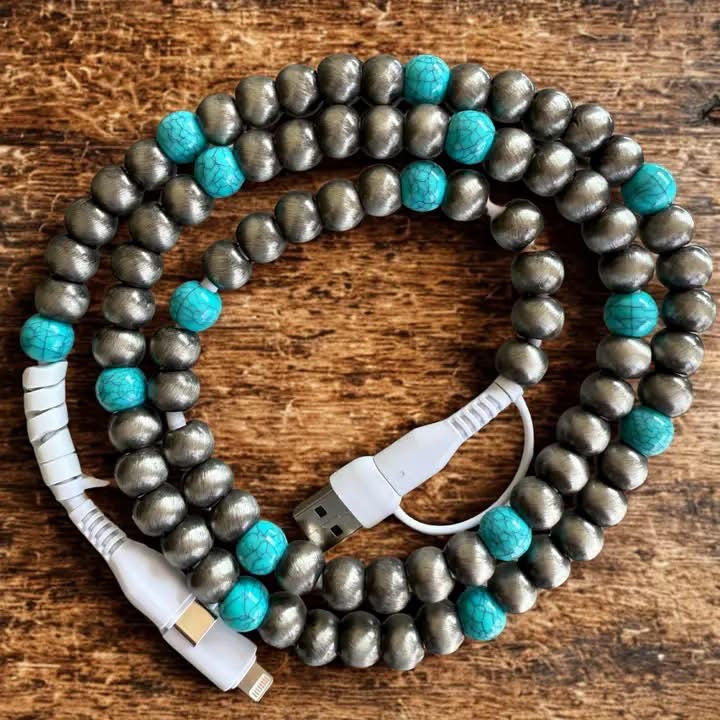 4 Way Charge Cable - Cowboy Pearl & Turquoise
