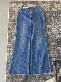 3 Button Wide Leg Jeans