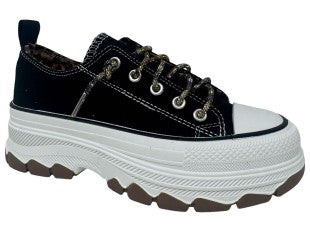 Woman's Sneaker