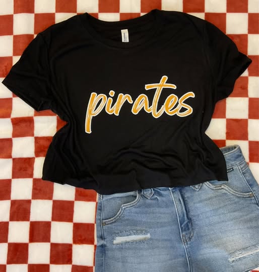 Pirates Bella Crop