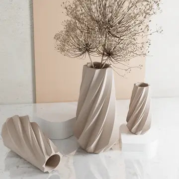 Medium Vase