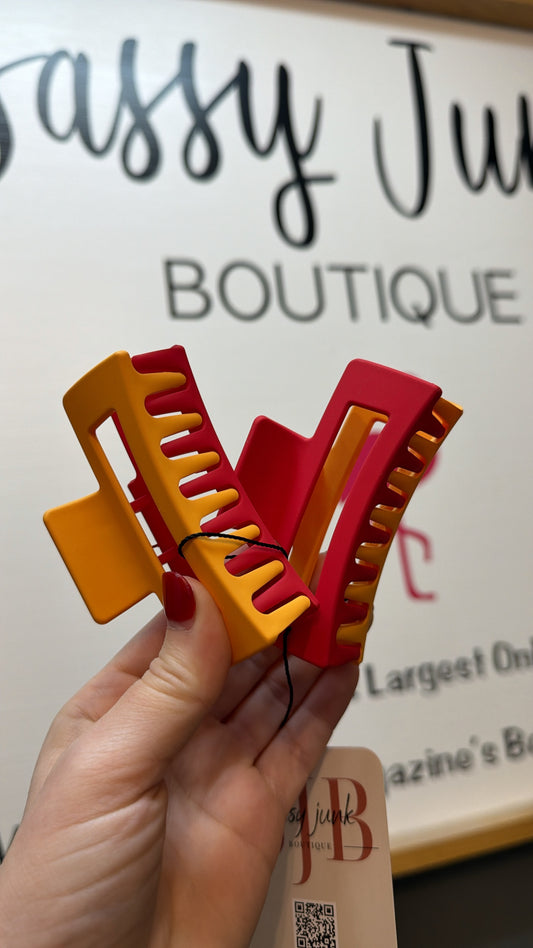 Red Kingdom Claw Clip